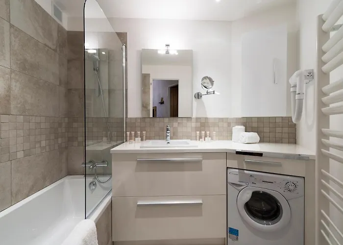 Lägenhet A Courchevel: Balcon Sud, 4-6 Pers. - Fr-1-575-14 Courchevel